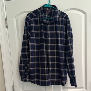 UNTUCKit Blue and White Casual Button Down Shirt